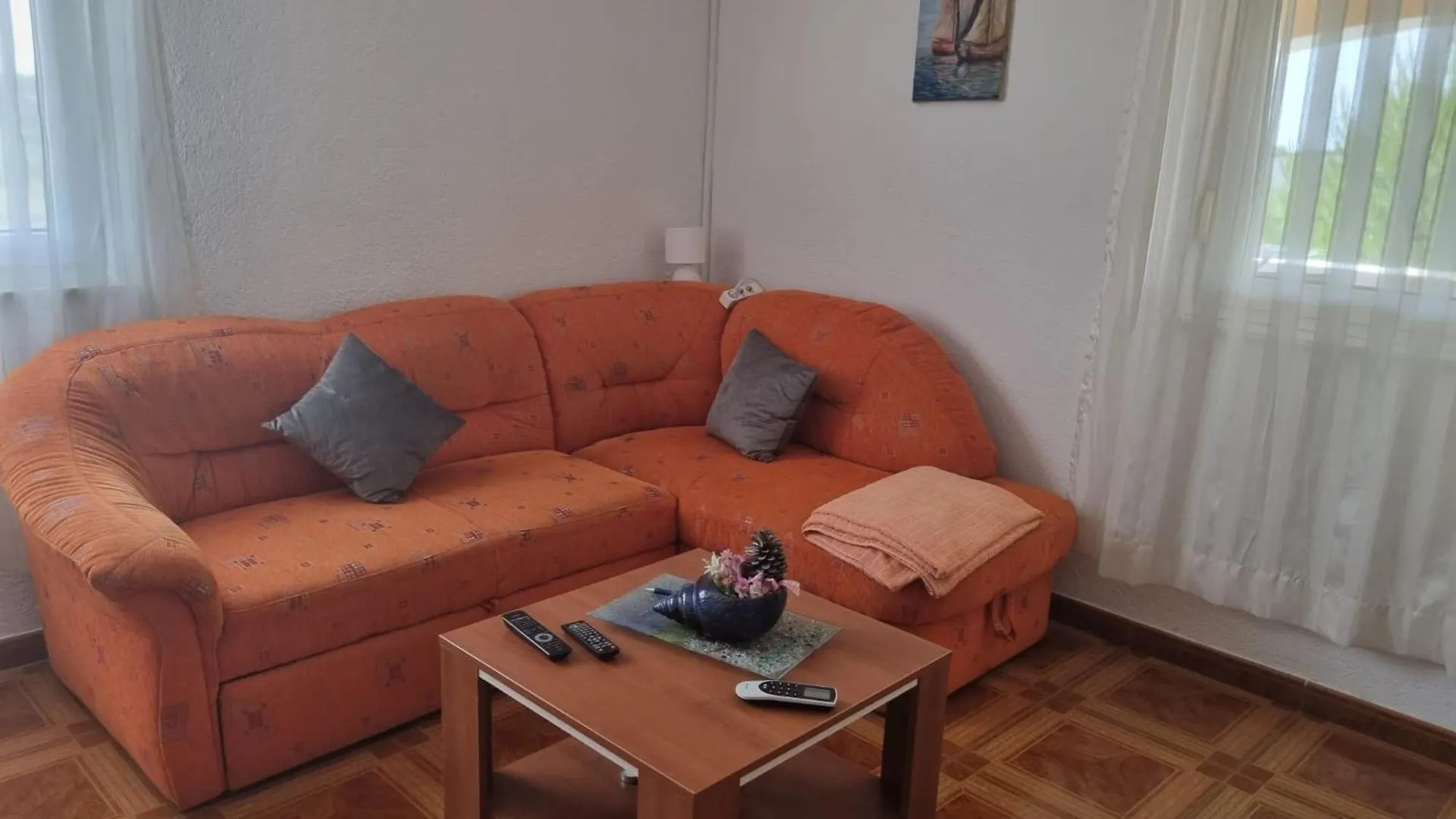 Apartmani Anna Vir