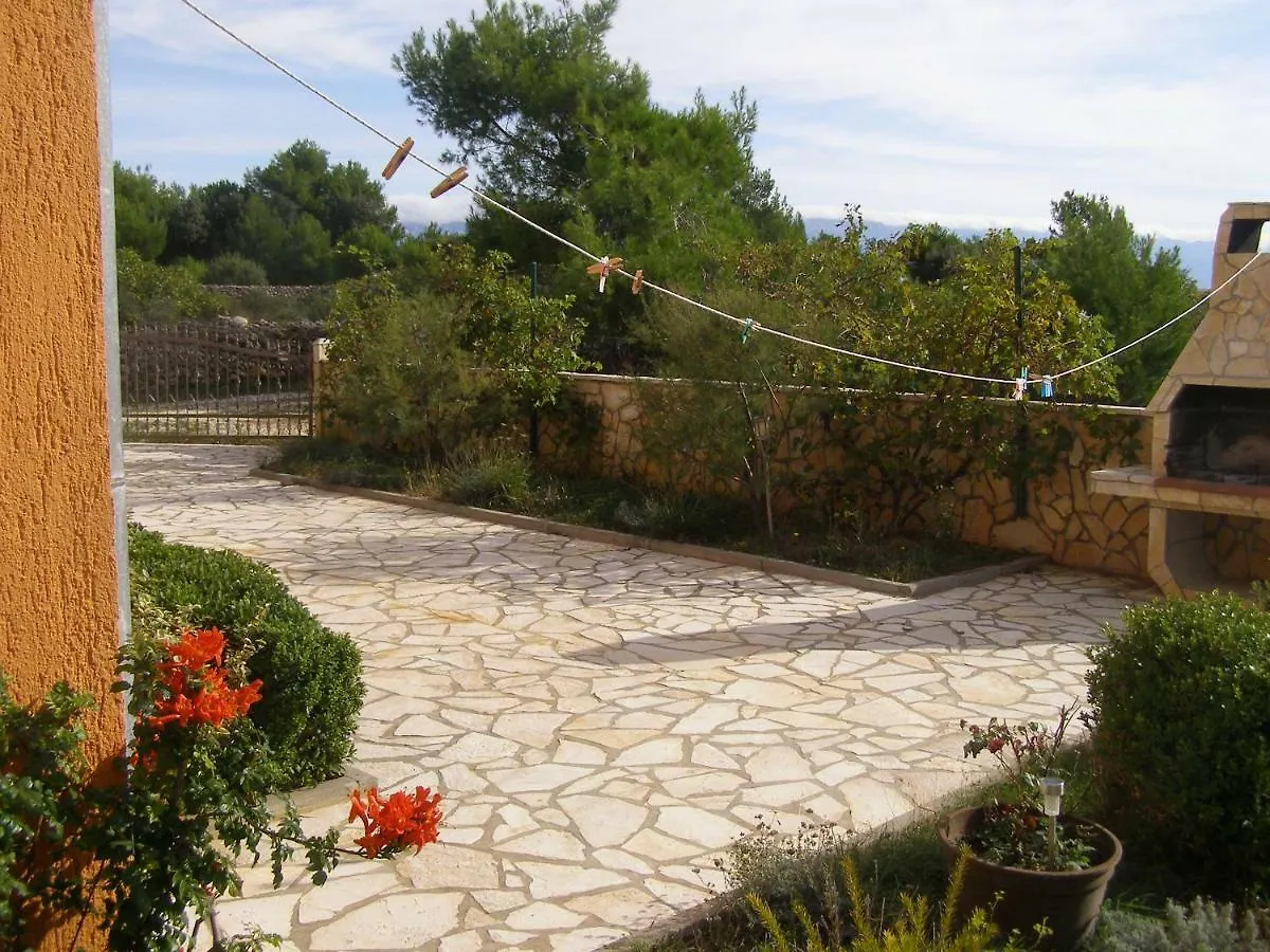 Apartmani Anna Vir Apartment