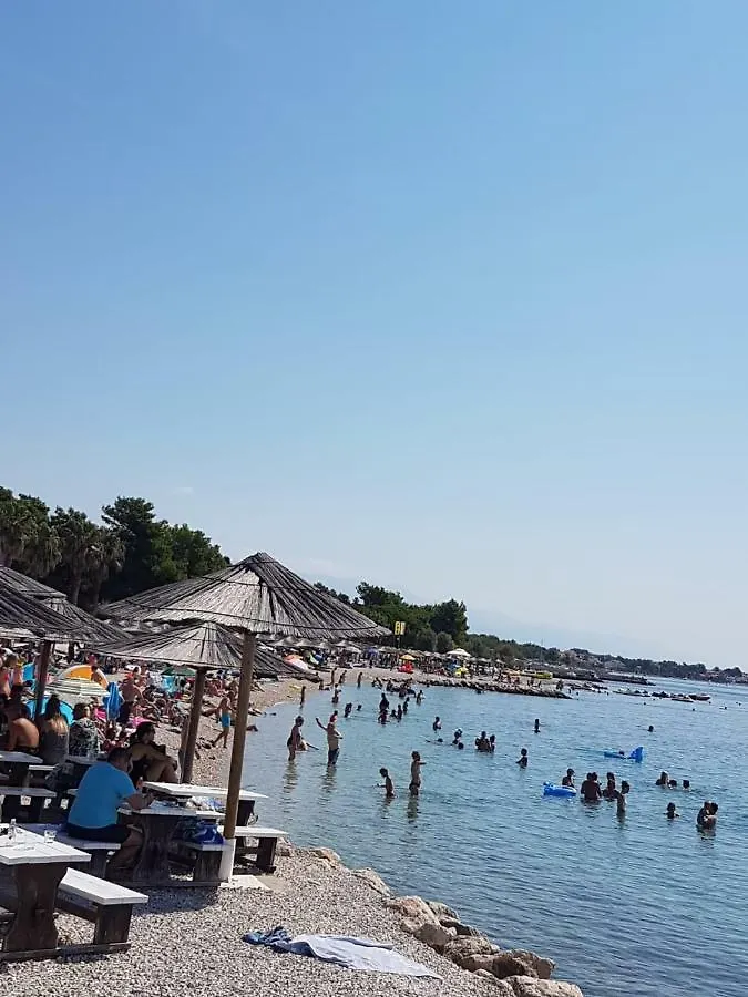Apartmani Anna Vir Apartment